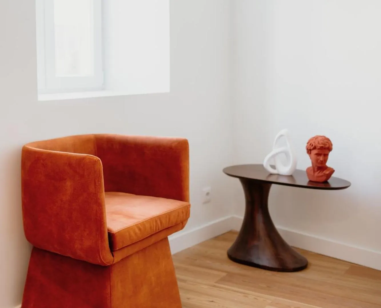 Lisbon Orange House - Elegant Two-Bedroom Apartment Rc E Portugal